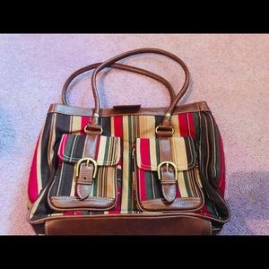 Caribbean Joe multi color and multi pockets hand bag.